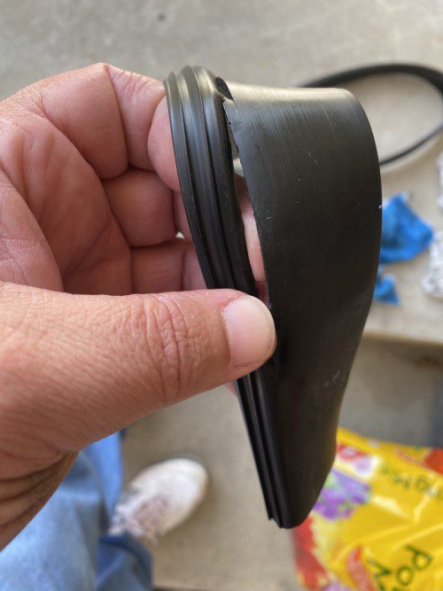 Keystone Wiper Seal Replacement - Under The Stars RV Travel